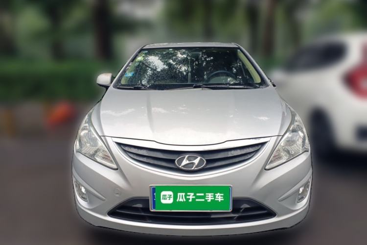Used Hyundai Verna (older generation) 2010 Sedan 1.4L Manual Comfort GS Front