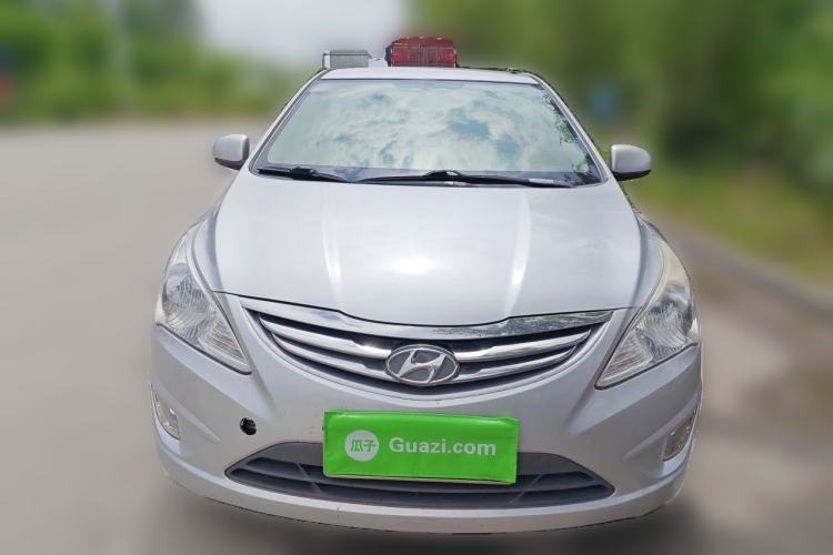 Used Hyundai Verna (older generation) 2010 Sedan 1.4L Manual Comfort GS Front