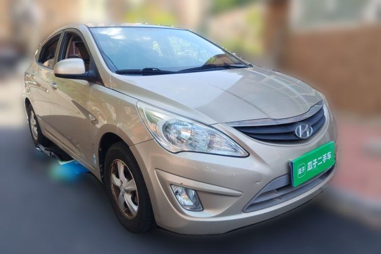 Used Hyundai Verna (older generation) 2010 Sedan 1.4L Automatic Fashionable GT Model Front Right 45 Deg