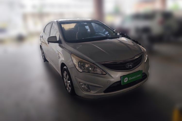 Used Hyundai Verna (older generation) 2010 Sedan 1.4L Automatic Comfort Model GS Front Right 45 Deg