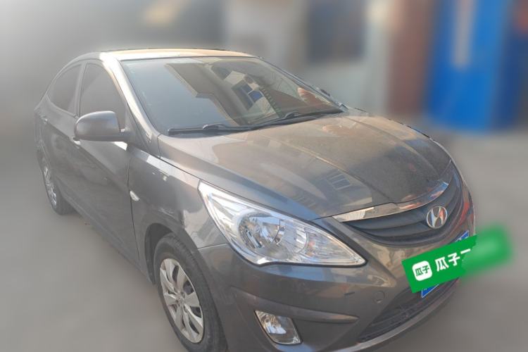Used Hyundai Verna (older generation) 2010 Sedan 1.4L Automatic Comfort Model GS Front Right 45 Deg