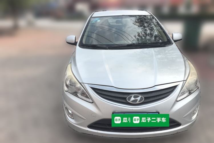 Used Hyundai Verna (older generation) 2010 Sedan 1.4L Manual Comfort GS Front