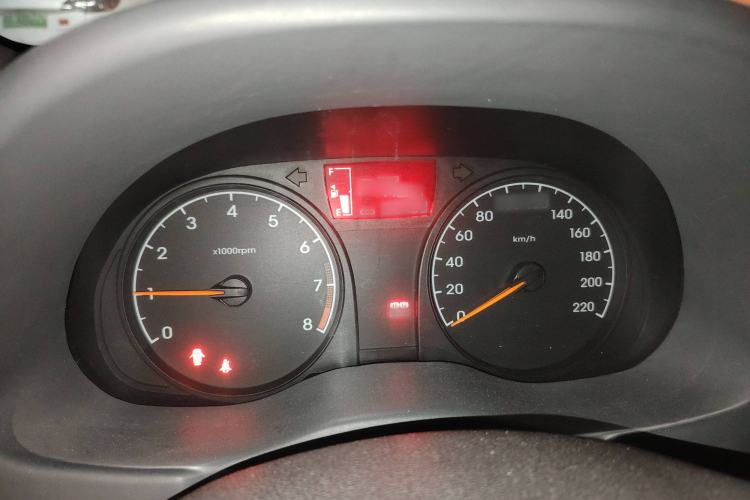 Used Hyundai Verna (older generation) 2010 Sedan 1.4L Automatic Comfort Model GS Instrument Cluster