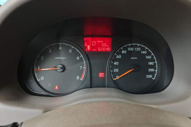 Used Hyundai Verna (older generation) 2010 Sedan 1.4L Automatic Comfort Model GS Instrument Cluster