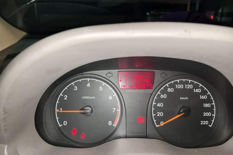 Used Hyundai Verna (older generation) 2010 Sedan 1.4L Manual Standard GL Model Instrument Cluster