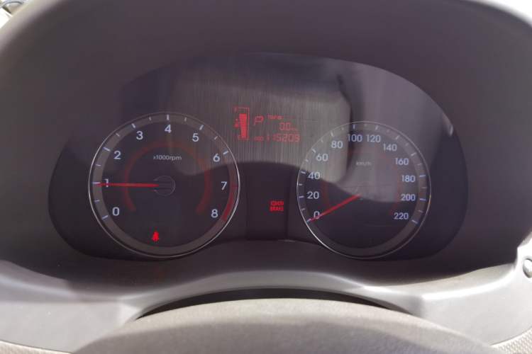 Used Hyundai Verna (older generation) 2010 Sedan 1.4L Automatic Fashionable GT Model Instrument Cluster