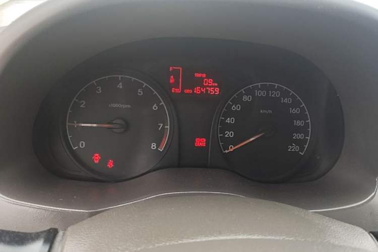 Used Hyundai Verna (older generation) 2010 Sedan 1.4L Manual Comfort GS Instrument Cluster