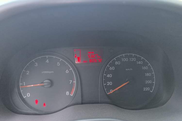 Used Hyundai Verna (older generation) 2010 Sedan 1.4L Manual Comfort GS Instrument Cluster