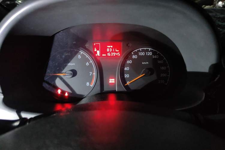 Used Hyundai Verna (older generation) 2010 Sedan 1.4L Manual Comfort GS Instrument Cluster