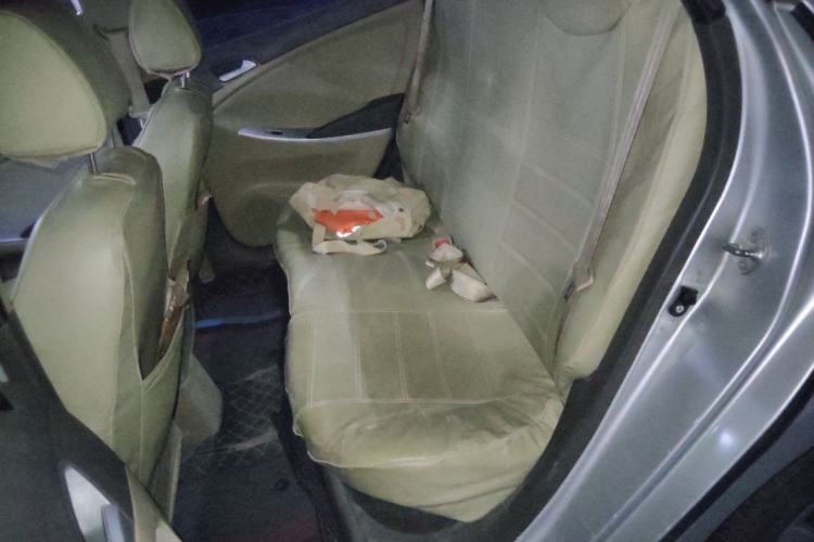Used Hyundai Verna (older generation) 2010 Sedan 1.4L Manual Comfort GS Left Rear Seat