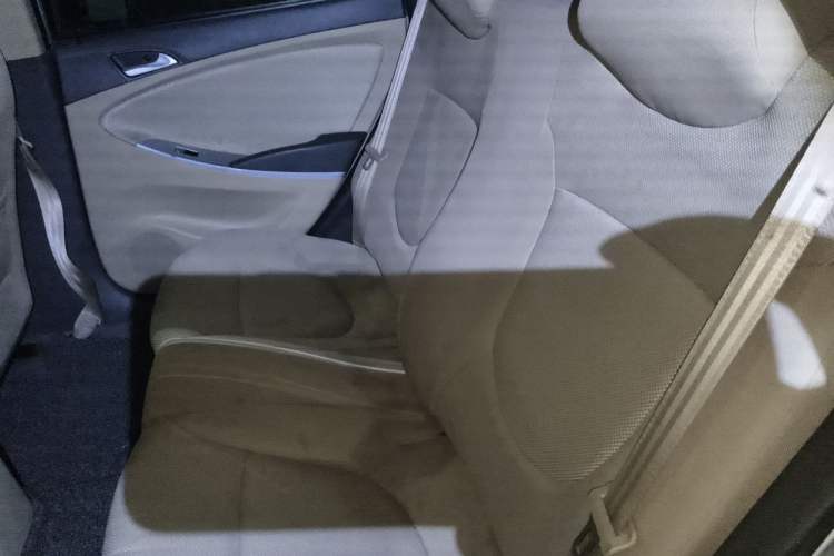 Used Hyundai Verna (older generation) 2010 Sedan 1.4L Manual Standard GL Model Left Rear Seat