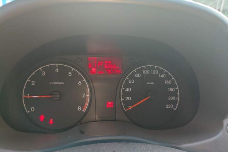Used Hyundai Verna (older generation) 2010 Sedan 1.4L Automatic Comfort Model GS Odometer Close Up