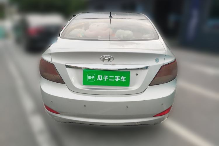 Used Hyundai Verna (older generation) 2010 Sedan 1.4L Manual Comfort GS Rear