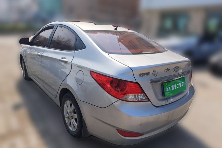 Used Hyundai Verna (older generation) 2010 Sedan 1.4L Manual Comfort GS Rear Left 45 Deg