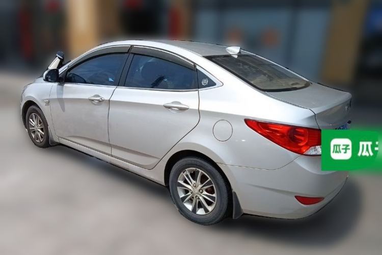 Used Hyundai Verna (older generation) 2010 Sedan 1.4L Manual Standard GL Model Rear Left 45 Deg
