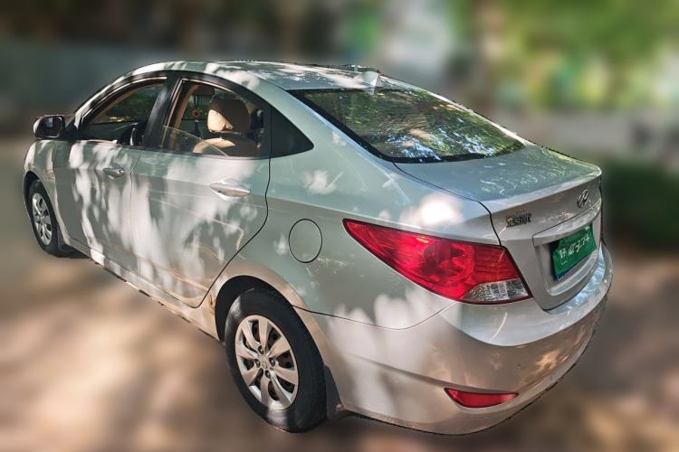 Used Hyundai Verna (older generation) 2010 Sedan 1.4L Manual Standard GL Model Rear Left 45 Deg