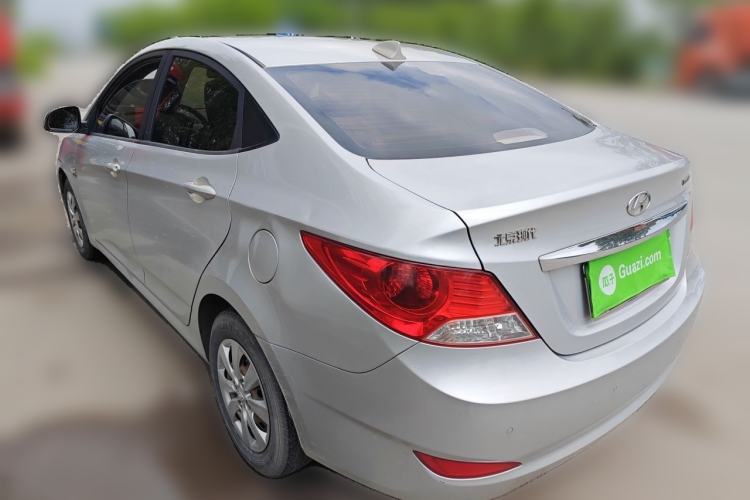 Used Hyundai Verna (older generation) 2010 Sedan 1.4L Manual Comfort GS Rear Left 45 Deg