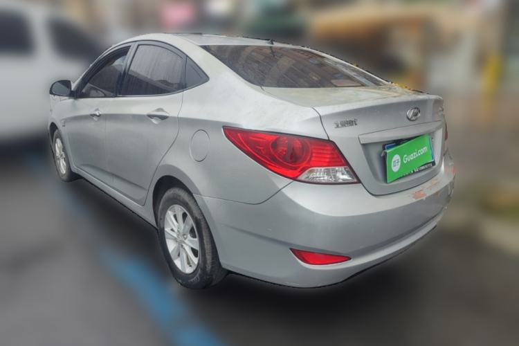 Used Hyundai Verna (older generation) 2010 Sedan 1.4L Manual Comfort GS Rear Left 45 Deg