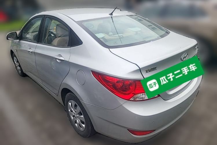 Used Hyundai Verna (older generation) 2010 Sedan 1.4L Manual Comfort GS Rear Left 45 Deg