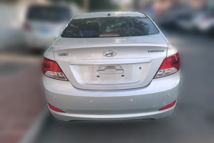 Used Hyundai Verna (older generation) 2010 Sedan 1.4L Manual Standard GL Model Rear