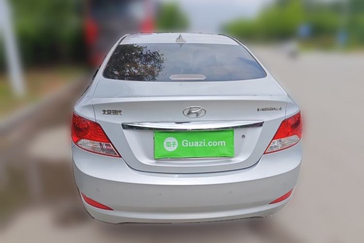 Used Hyundai Verna (older generation) 2010 Sedan 1.4L Manual Comfort GS Rear