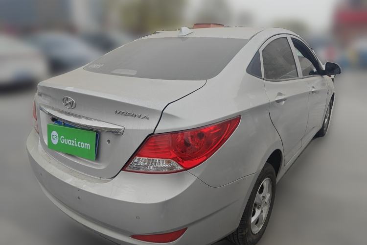 Used Hyundai Verna (older generation) 2010 Sedan 1.4L Automatic Fashionable GT Model Rear Right 45 Deg