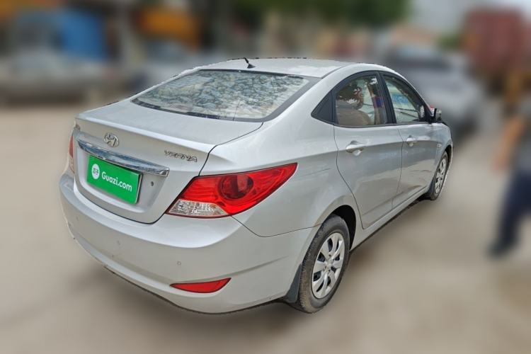 Used Hyundai Verna (older generation) 2010 Sedan 1.4L Manual Comfort GS Rear Right 45 Deg