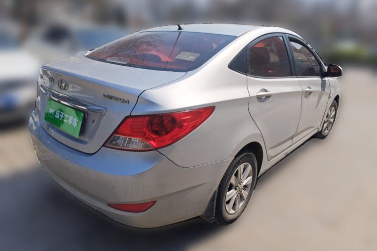 Used Hyundai Verna (older generation) 2010 Sedan 1.4L Manual Comfort GS Rear Right 45 Deg