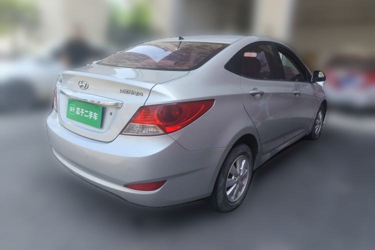 Used Hyundai Verna (older generation) 2010 Sedan 1.4L Manual Comfort GS Rear Right 45 Deg