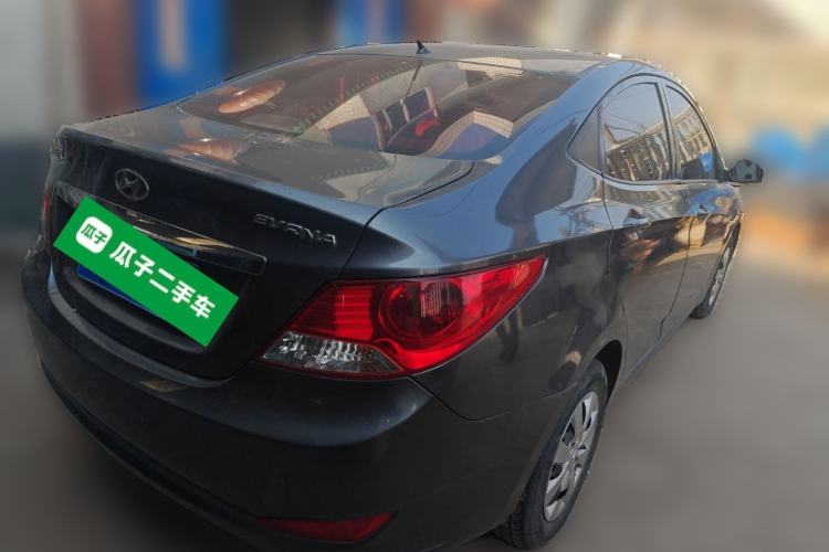 Used Hyundai Verna (older generation) 2010 Sedan 1.4L Automatic Comfort Model GS Rear Right 45 Deg