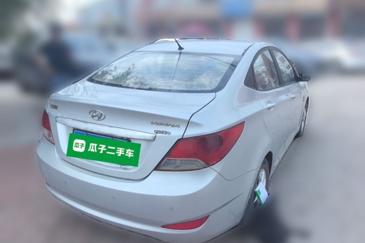 Used Hyundai Verna (older generation) 2010 Sedan 1.4L Manual Comfort GS Rear Right 45 Deg