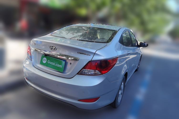 Used Hyundai Verna (older generation) 2010 Sedan 1.4L Automatic Fashionable GT Model Rear Right 45 Deg