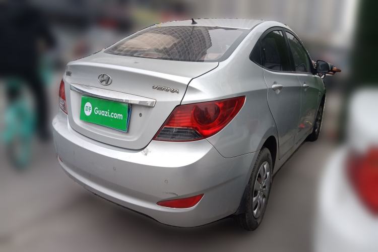 Used Hyundai Verna (older generation) 2010 Sedan 1.4L Manual Standard GL Model Rear Right 45 Deg