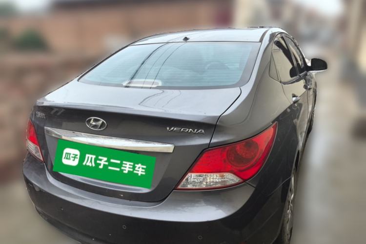Used Hyundai Verna (older generation) 2010 Sedan 1.4L Manual Comfort GS Rear Right 45 Deg