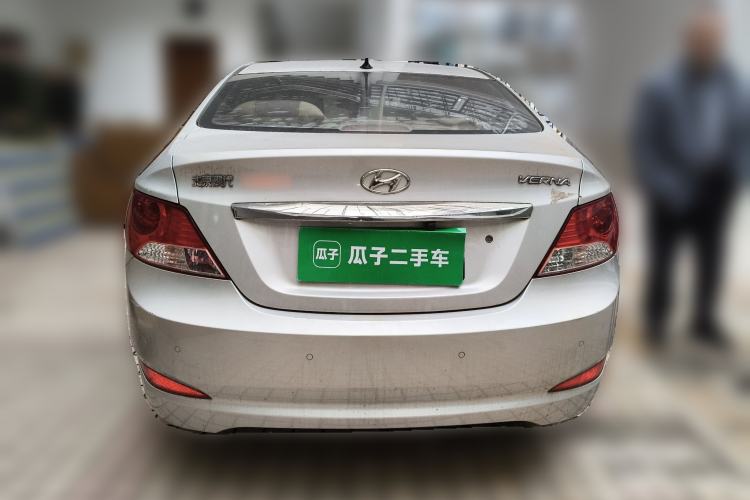 Used Hyundai Verna (older generation) 2010 Sedan 1.4L Manual Comfort GS Rear