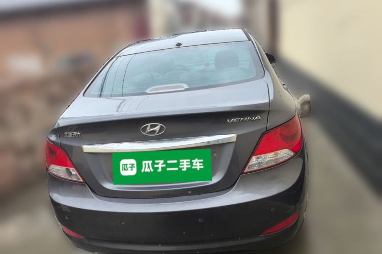 Used Hyundai Verna (older generation) 2010 Sedan 1.4L Manual Comfort GS Rear