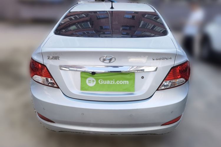 Used Hyundai Verna (older generation) 2010 Sedan 1.4L Manual Comfort GS Rear