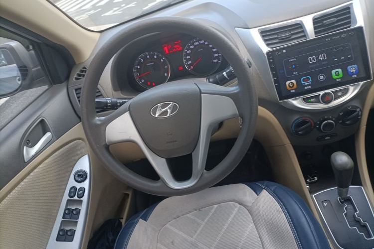Used Hyundai Verna (older generation) 2010 Sedan 1.4L Automatic Fashionable GT Model Steering Wheel