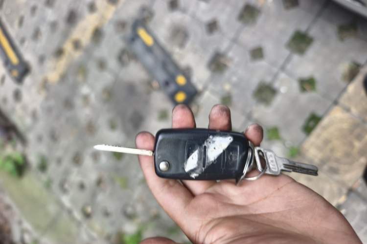 Used Hyundai Verna (older generation) 2010 Sedan 1.4L Manual Standard GL Model Vehicle Key
