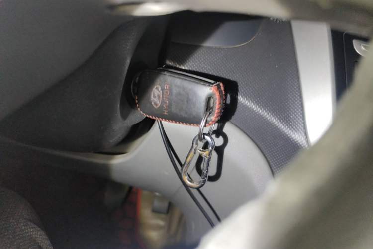 Used Hyundai Verna (older generation) 2010 Sedan 1.4L Manual Comfort GS Vehicle Key