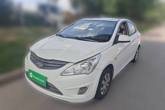 Used Hyundai Verna (older generation) 2010 Sedan 1.4L Manual BLUE Model