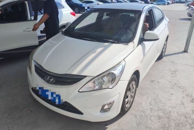 Used Hyundai Verna (older generation) 2010 Sedan 1.4L Automatic Comfort Model GS