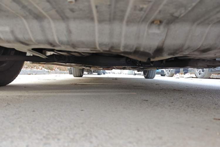 Used Hyundai Verna (older generation) 2010 Sedan 1.4L Automatic Comfort Model GS Chassis Front
