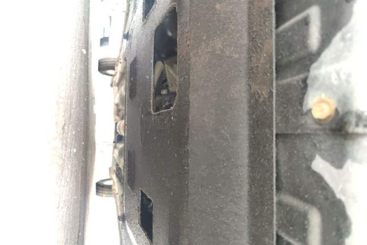 Used Hyundai Verna (older generation) 2010 Sedan 1.4L Automatic Comfort Model GS Chassis Front