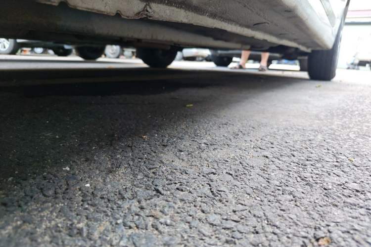 Used Hyundai Verna (older generation) 2010 Sedan 1.4L Manual Comfort GS Chassis Front Left
