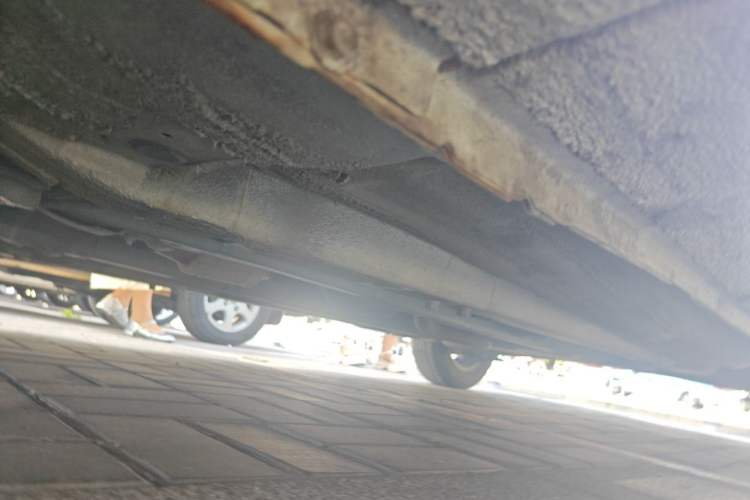 Used Hyundai Verna (older generation) 2010 Sedan 1.4L Automatic Comfort Model GS Chassis Front Left