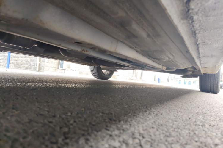 Used Hyundai Verna (older generation) 2010 Sedan 1.4L Manual Standard GL Model Chassis Front Left
