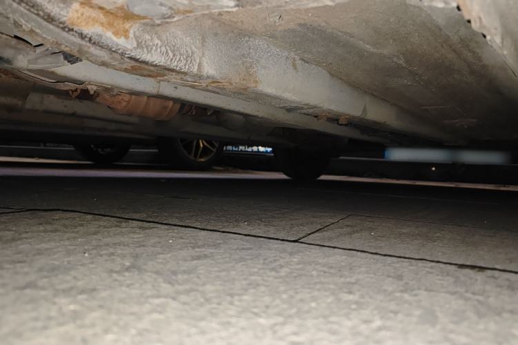 Used Hyundai Verna (older generation) 2010 Sedan 1.4L Manual Comfort GS Chassis Front Left