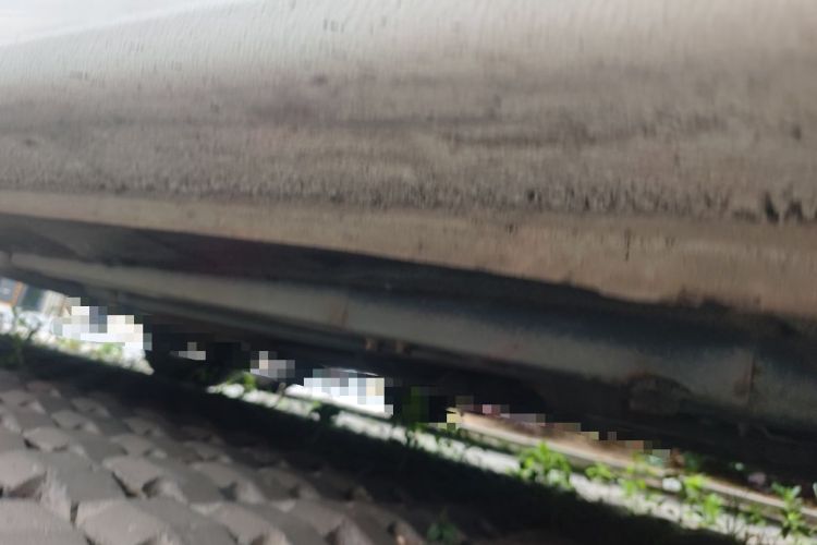 Used Hyundai Verna (older generation) 2010 Sedan 1.4L Manual Comfort GS Chassis Front Right