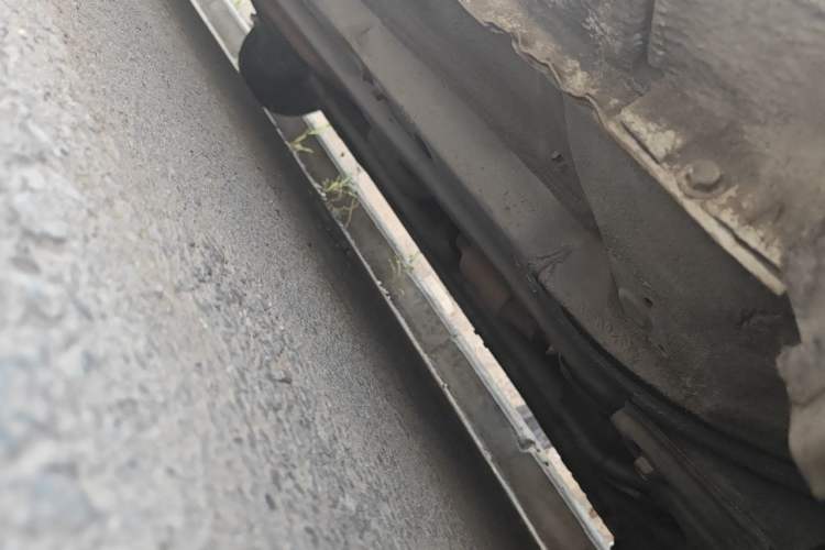 Used Hyundai Verna (older generation) 2010 Sedan 1.4L Manual Comfort GS Chassis Front Right